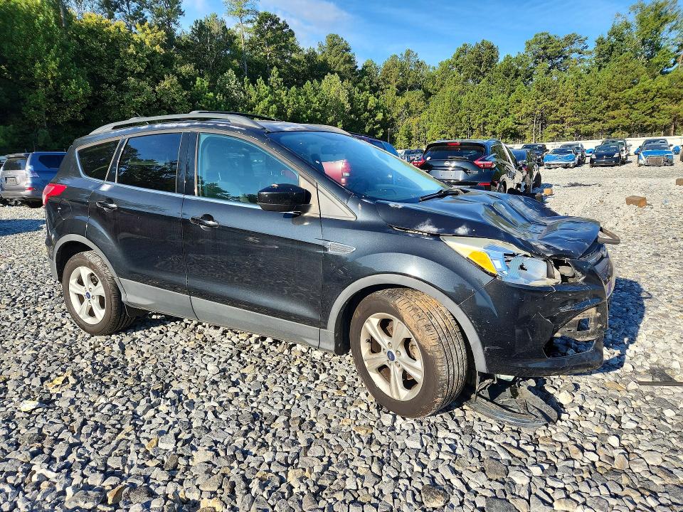 68616426 :رقم المزاد ، 1FMCU0GX3EUC15727 vin ، 2014 Ford Escape مزاد بيع