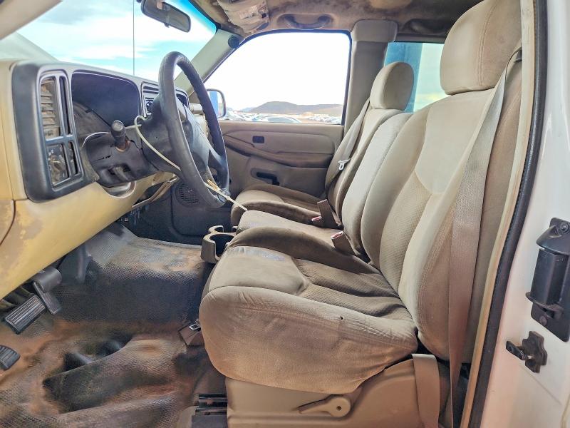 2003 Chevrolet Silverado მანქანა იყიდება აუქციონზე, vin: 1GCHC29U53E261191, აუქციონის ნომერი: 70264756