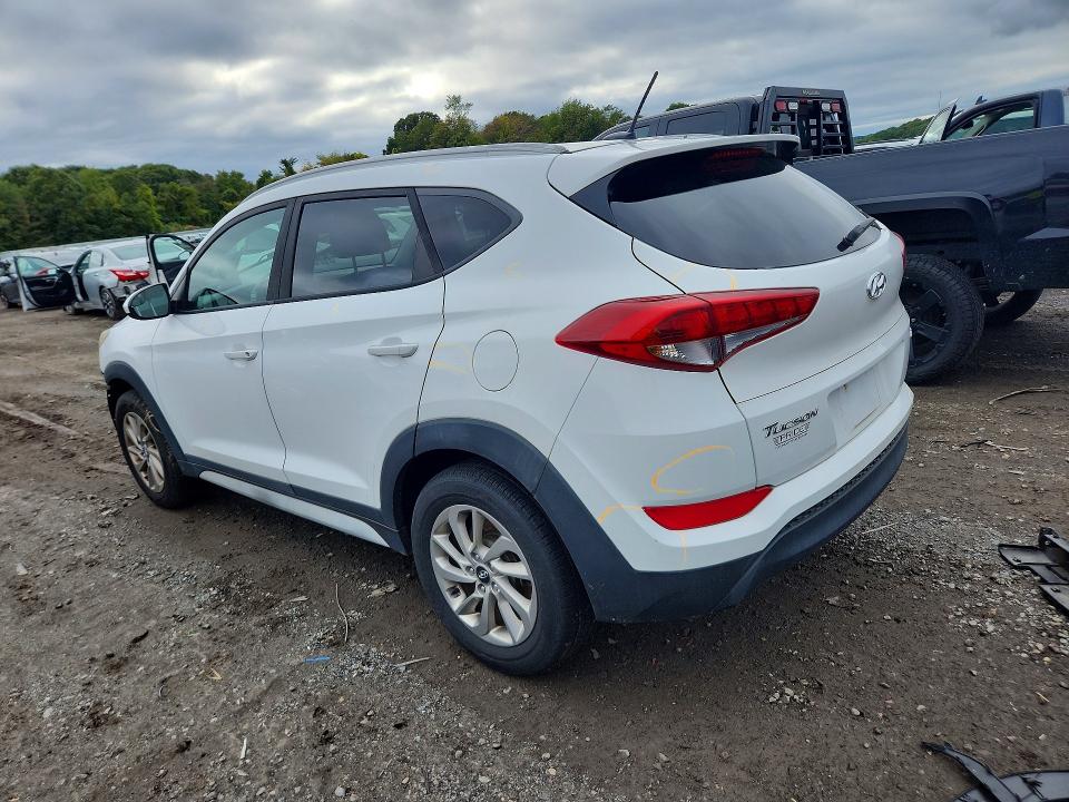 2017 Hyundai Tucson მანქანა იყიდება აუქციონზე, vin: KM8J3CA43HU423864, აუქციონის ნომერი: 70692696