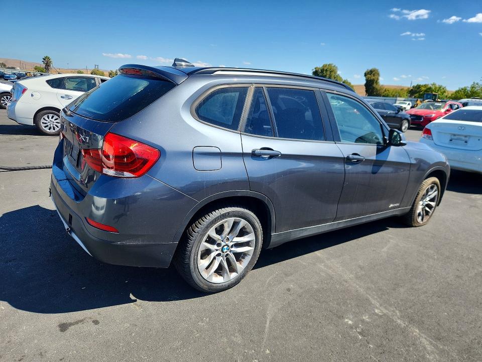 67913316 :رقم المزاد ، WBAVL1C55FVY30508 vin ، 2015 Bmw X1 مزاد بيع