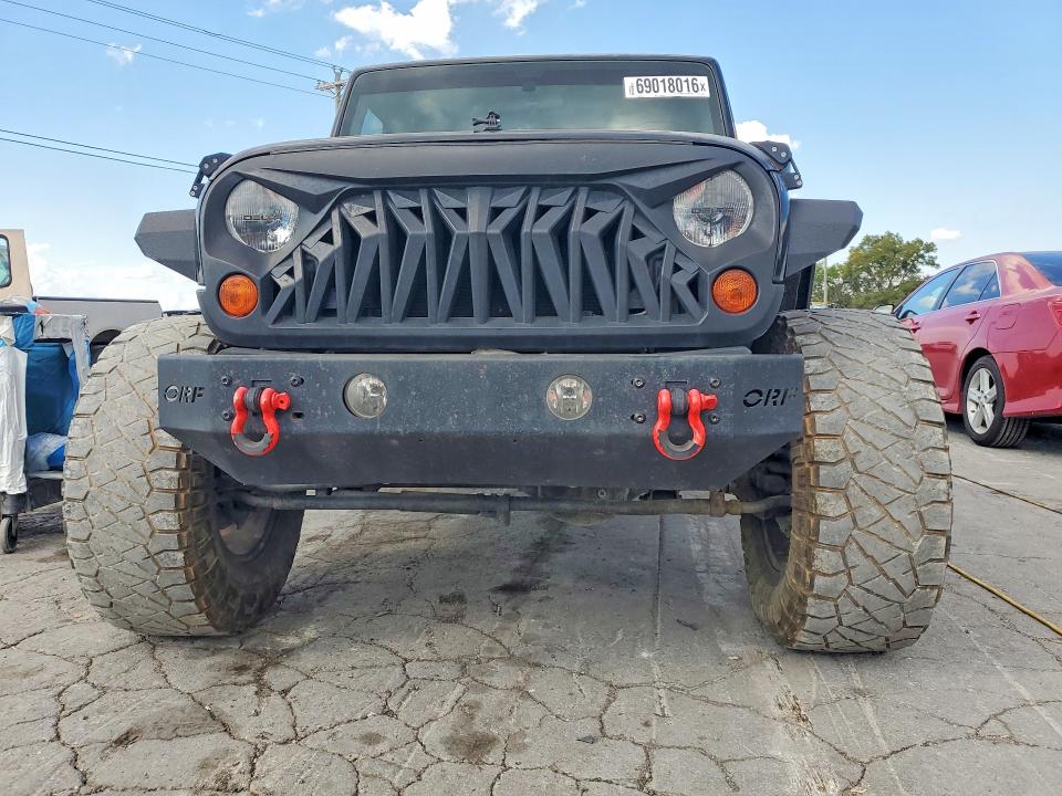 69018016 :رقم المزاد ، 1J4BA3H15BL579244 vin ، 2011 Jeep Wrangler Unlimited مزاد بيع