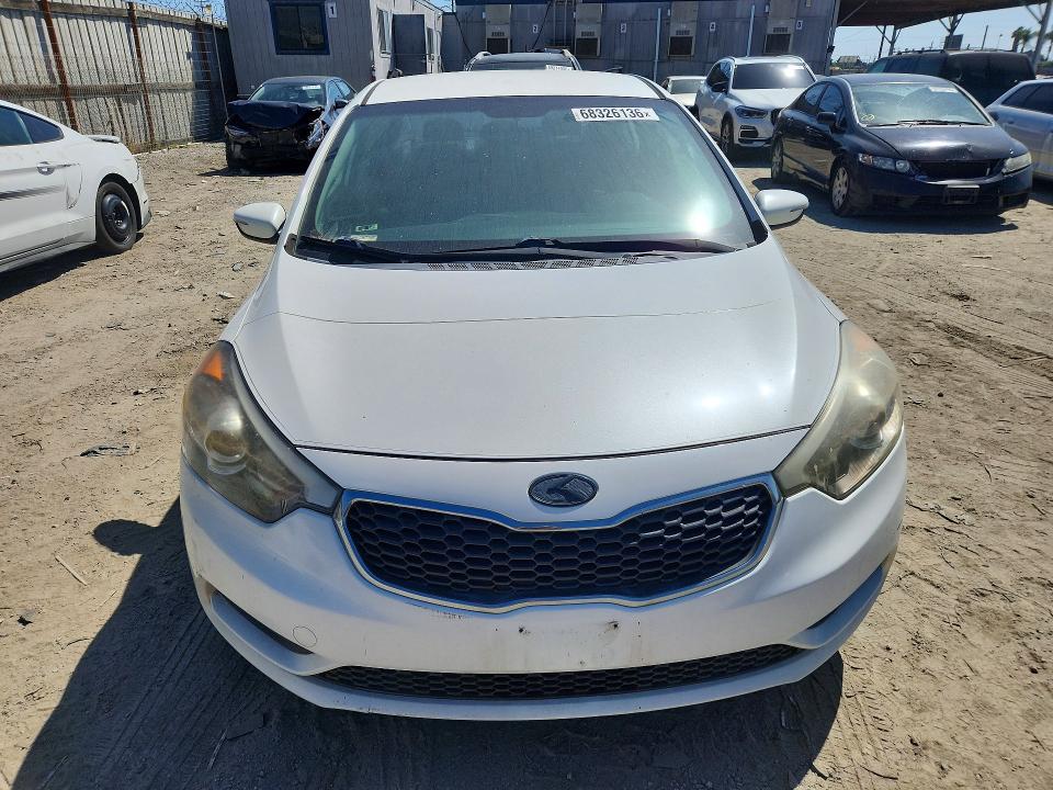 68326136 :رقم المزاد ، KNAFX4A62G5554117 vin ، 2016 Kia Forte مزاد بيع