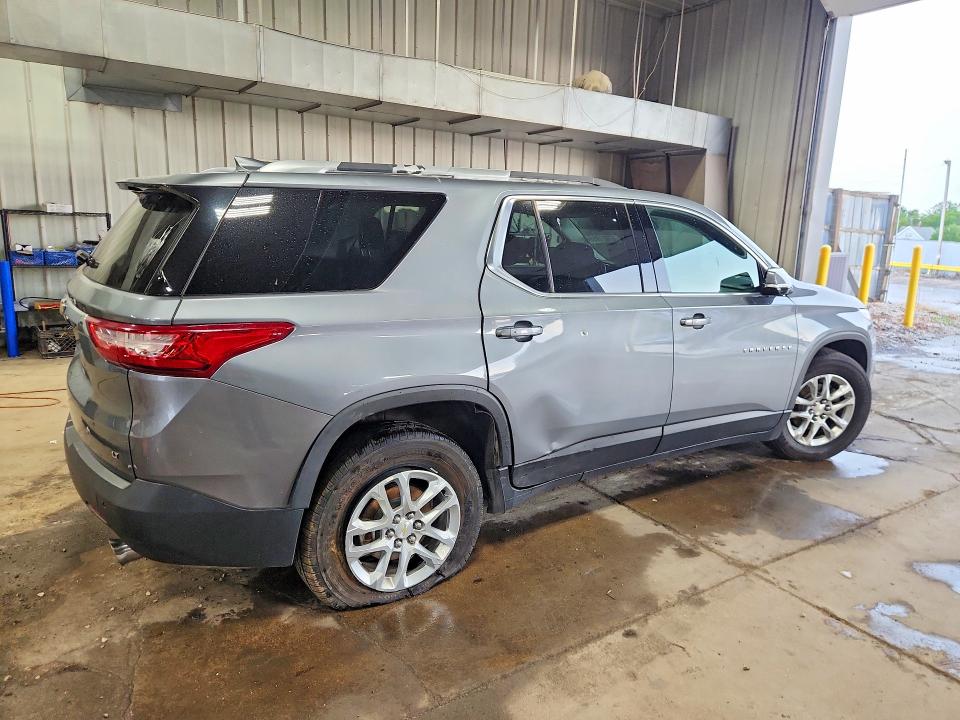 67081956 :رقم المزاد ، 1GNEVGKW3JJ116295 vin ، 2018 Chevrolet Traverse مزاد بيع
