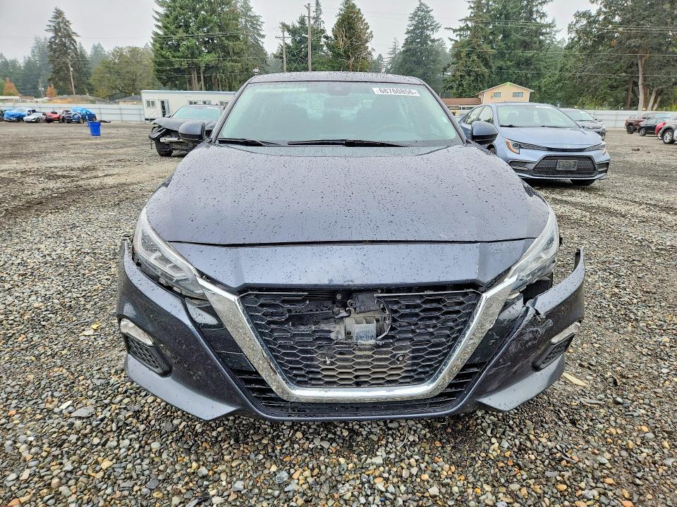 Продажа на аукционе авто 2021 Nissan Altima, vin: 1N4BL4DVXMN313164, номер лота: 68760856