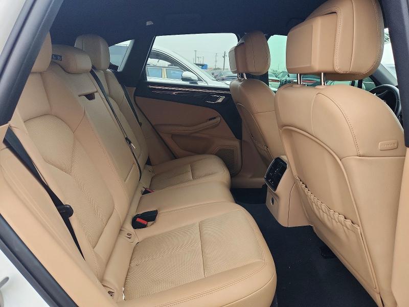70514236 :رقم المزاد ، WP1AA2A55PLB11240 vin ، 2023 Porsche Macan مزاد بيع