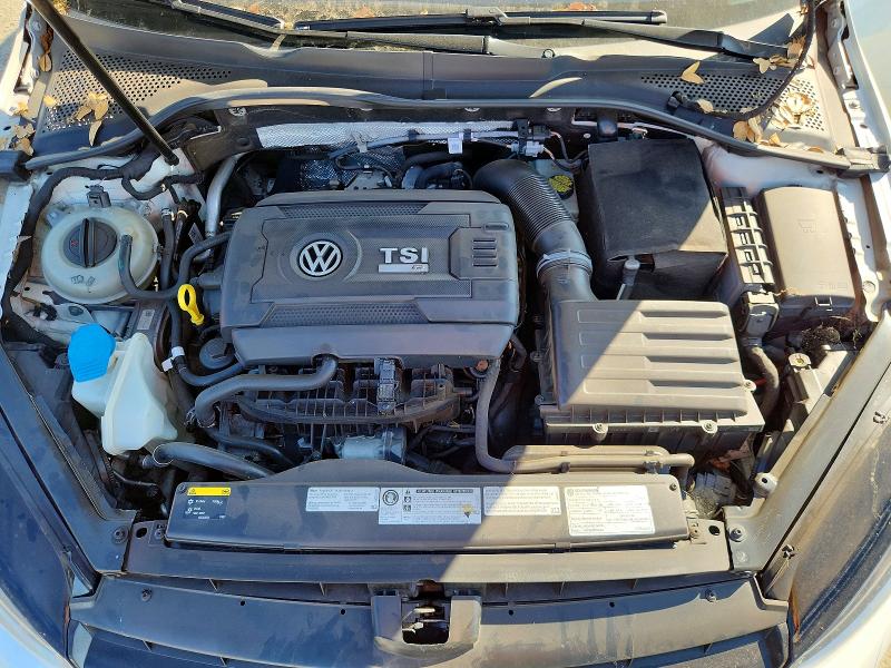 2017 Volkswagen Golf R მანქანა იყიდება აუქციონზე, vin: WVWVF7AU7HW167513, აუქციონის ნომერი: 70090526