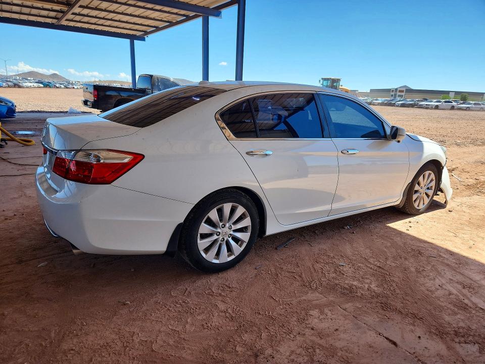 69551176 :رقم المزاد ، 1HGCR2F87EA142599 vin ، 2014 Honda Accord مزاد بيع