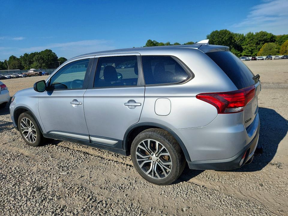 2017 Mitsubishi Outlander მანქანა იყიდება აუქციონზე, vin: JA4AZ2A37HZ034727, აუქციონის ნომერი: 67735766