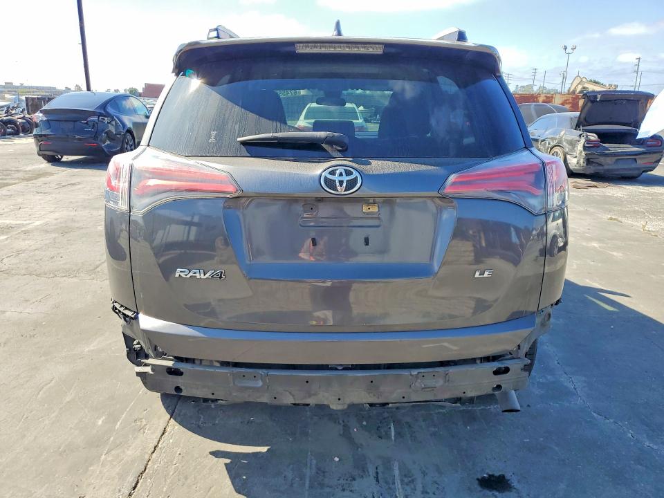 Продаж на аукціоні авто 2017 Toyota Rav4, vin: JTMZFREV1HJ100743, номер лоту: 67459096