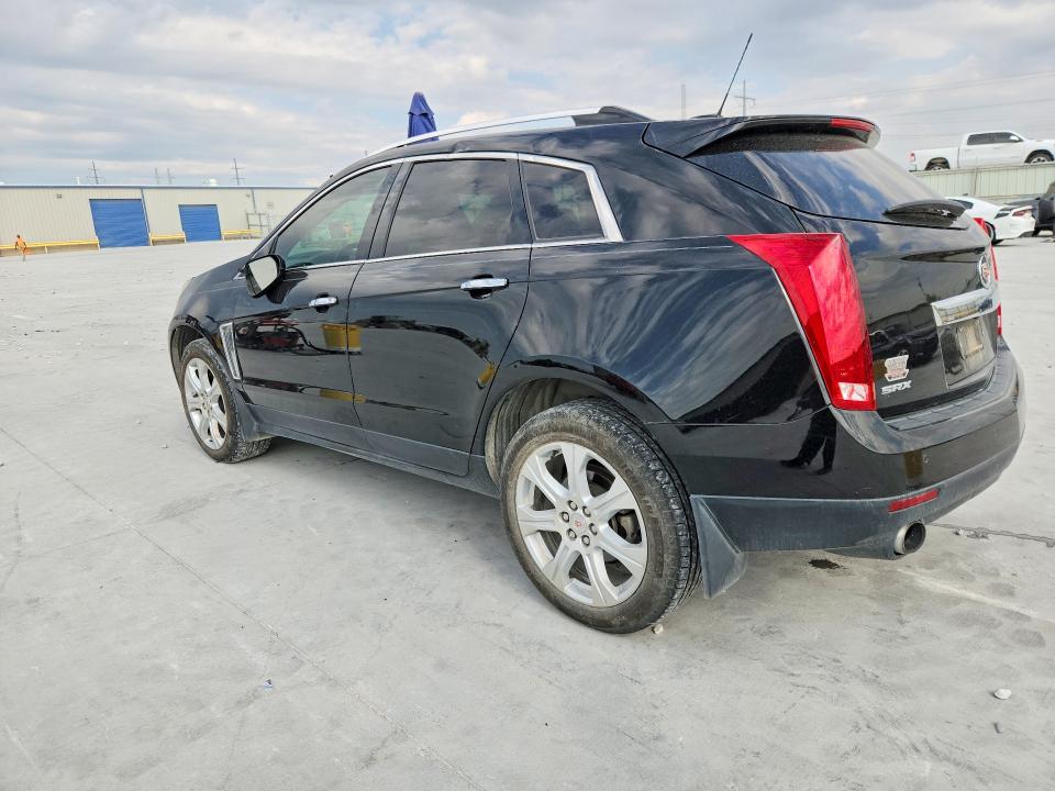 67867116 :رقم المزاد ، 3GYFNCE3XFS561270 vin ، 2015 Cadillac Srx مزاد بيع