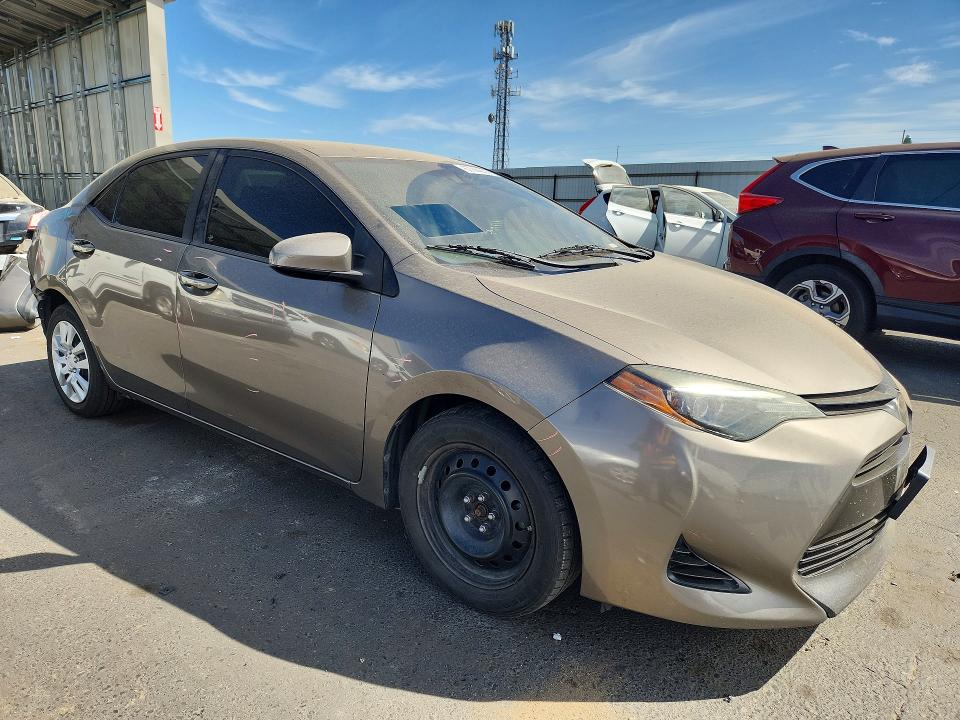 2018 Toyota Corolla მანქანა იყიდება აუქციონზე, vin: 2T1BURHEXJC971273, აუქციონის ნომერი: 67744636