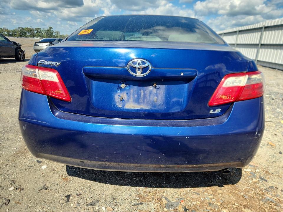 68069826 :رقم المزاد ، 4T1BE46K27U006732 vin ، 2007 Toyota Camry مزاد بيع