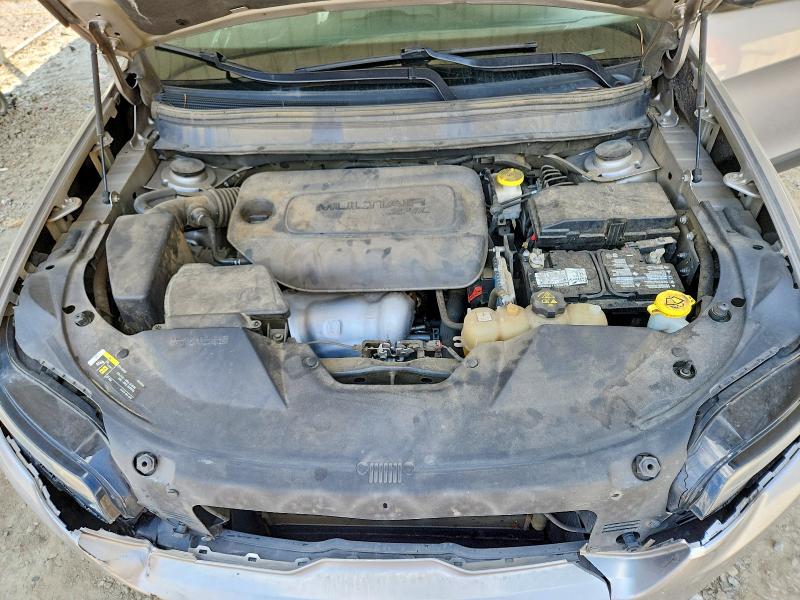 67591876 :رقم المزاد ، 1C4PJLCB8LD614298 vin ، 2020 Jeep Cherokee مزاد بيع