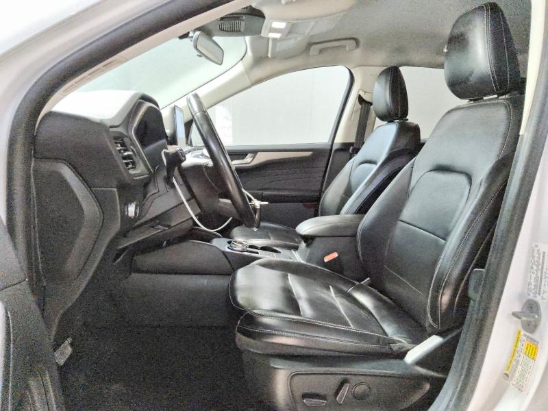 Продажа на аукционе авто 2022 Ford Escape, vin: 1FMCU0H6XNUA63905, номер лота: 67636956