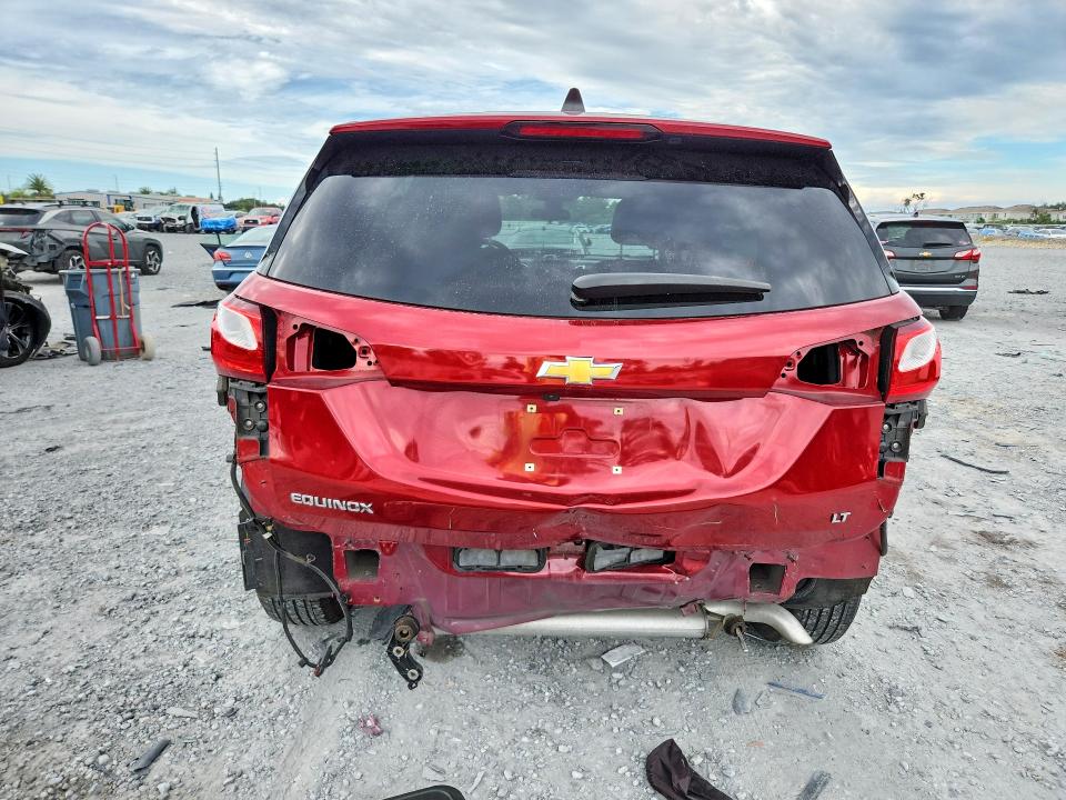 2021 Chevrolet Equinox მანქანა იყიდება აუქციონზე, vin: 2GNAXKEV1M6145696, აუქციონის ნომერი: 70864786
