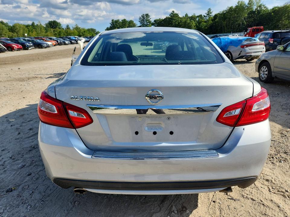 Продажа на аукционе авто 2017 Nissan Altima, vin: 1N4AL3AP3HN359324, номер лота: 68802486