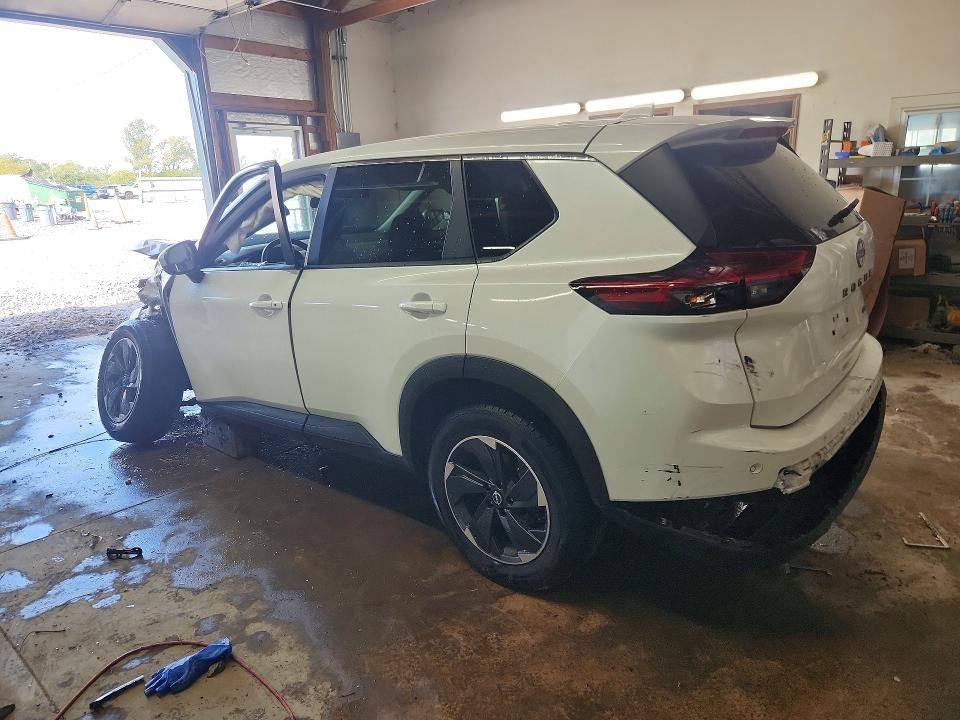 70877476 :رقم المزاد ، JN8BT3BB7SW166858 vin ، 2025 Nissan Rogue مزاد بيع