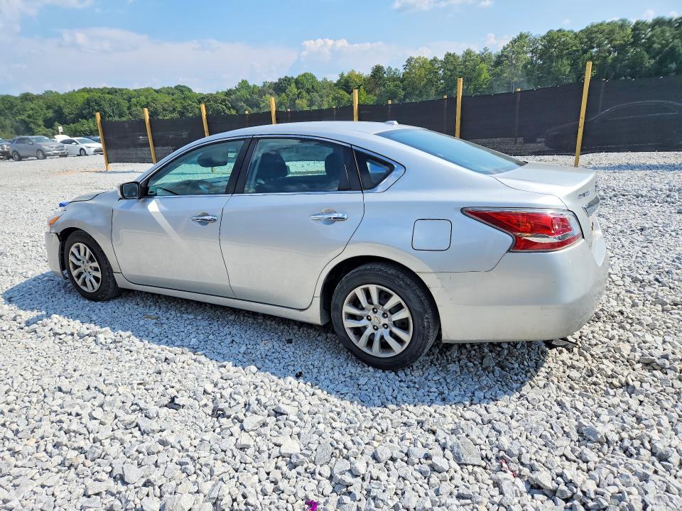 2015 Nissan Altima მანქანა იყიდება აუქციონზე, vin: 1N4AL3AP9FC273184, აუქციონის ნომერი: 67653846
