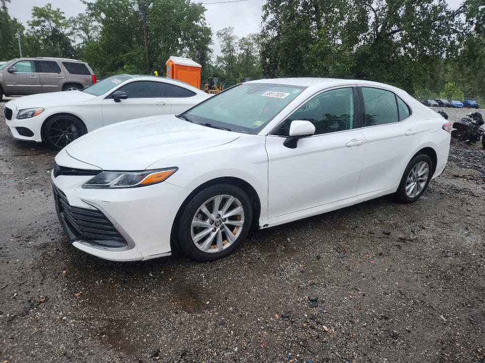 Продажа на аукционе авто 2023 Toyota Camry, vin: 4T1C11AK0PU748021, номер лота: 69517026