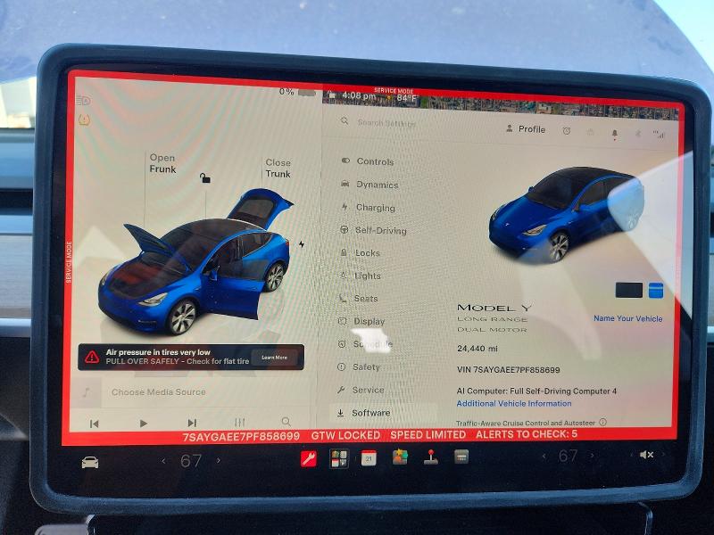 69824486 :رقم المزاد ، 7SAYGAEE7PF858699 vin ، 2023 Tesla Model Y مزاد بيع