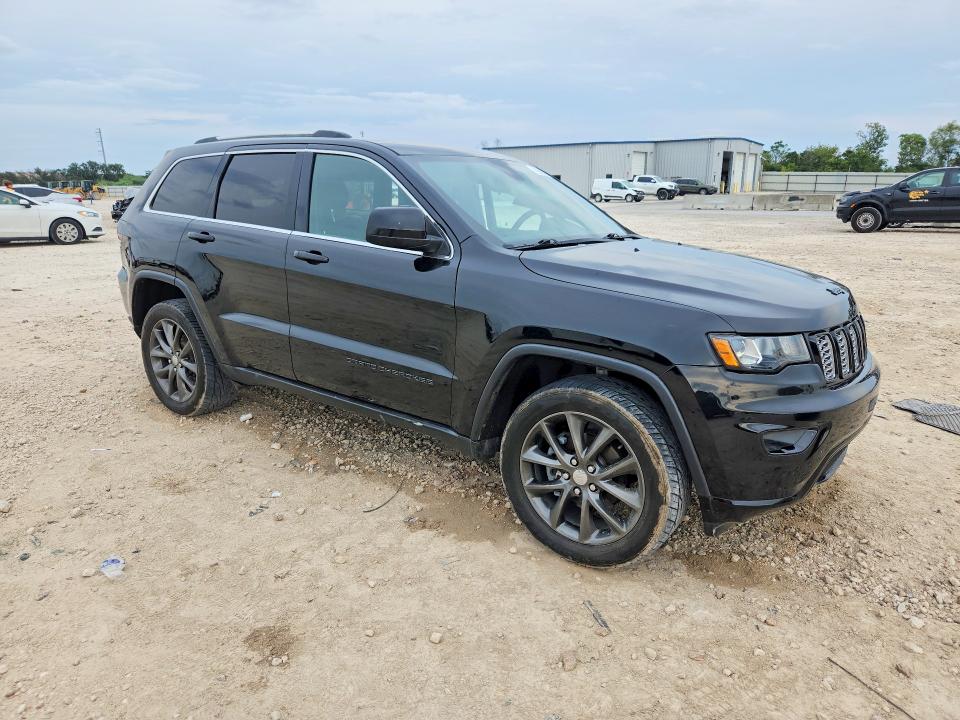 Продаж на аукціоні авто 2018 Jeep Grand Cherokee, vin: 1C4RJFAG3JC211180, номер лоту: 69064686