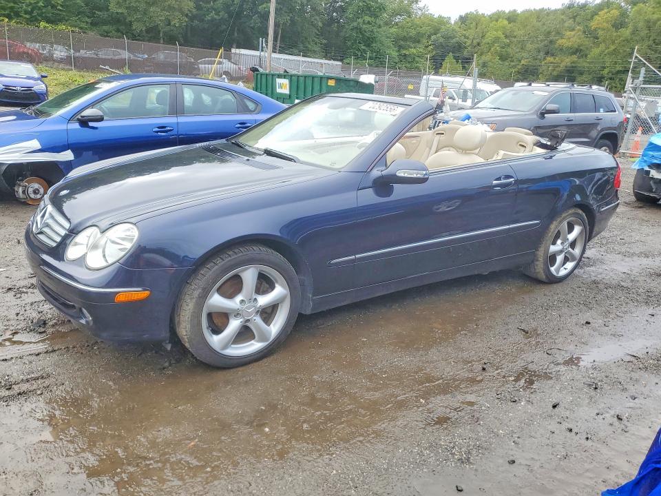 70292556 :رقم المزاد ، WDBTK65G84T023500 vin ، 2004 Mercedes-benz Clk مزاد بيع