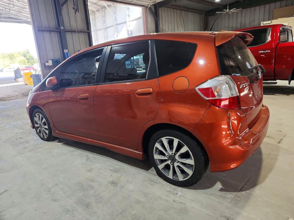 70020106 :رقم المزاد ، JHMGE8H59CC024359 vin ، 2012 Honda Fit مزاد بيع