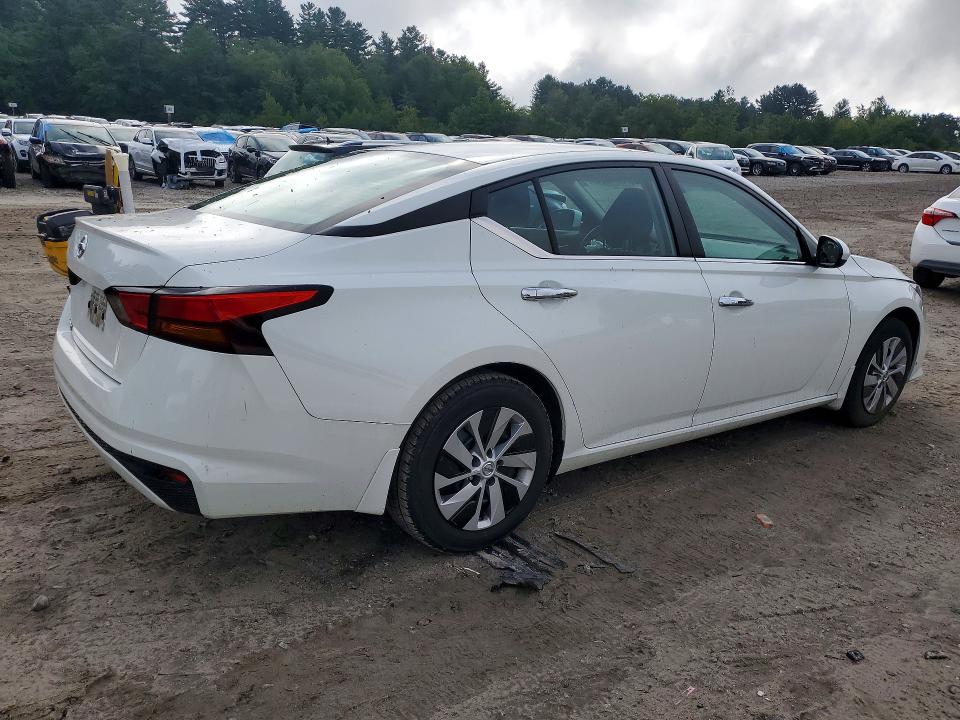 66792546 :رقم المزاد ، 1N4BL4BV9MN417163 vin ، 2021 Nissan Altima مزاد بيع
