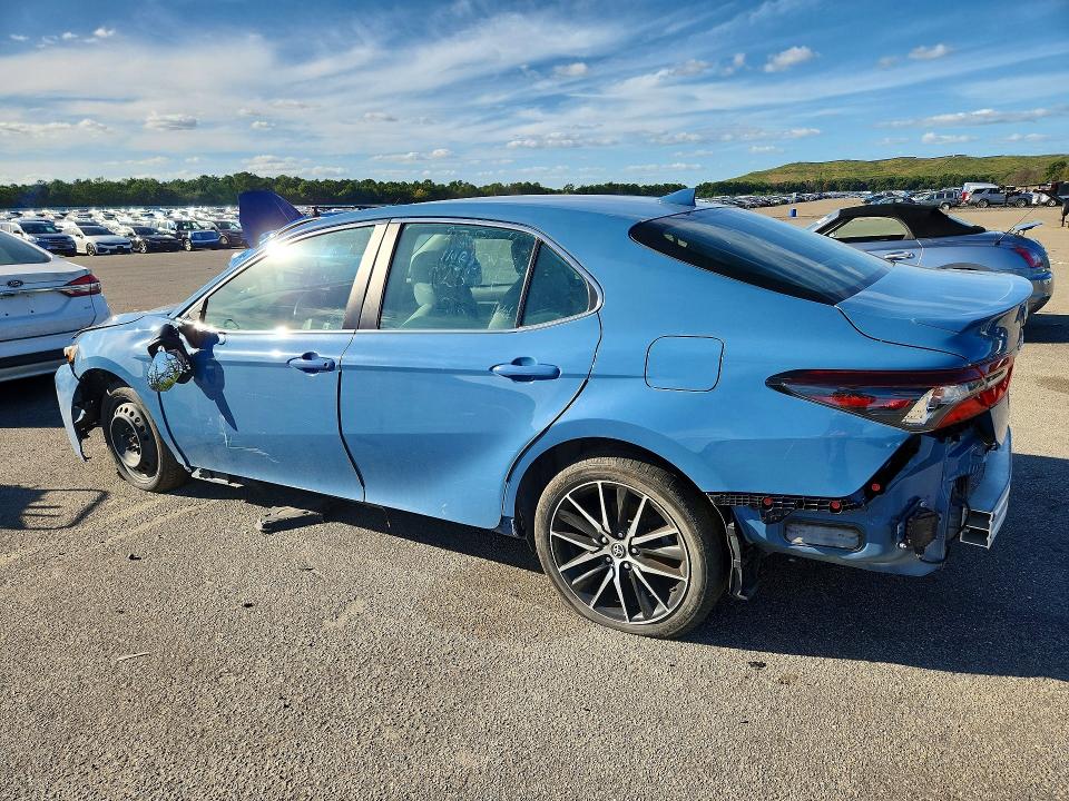 Продаж на аукціоні авто 2024 Toyota Camry, vin: 4T1G11AK1RU223974, номер лоту: 70449926