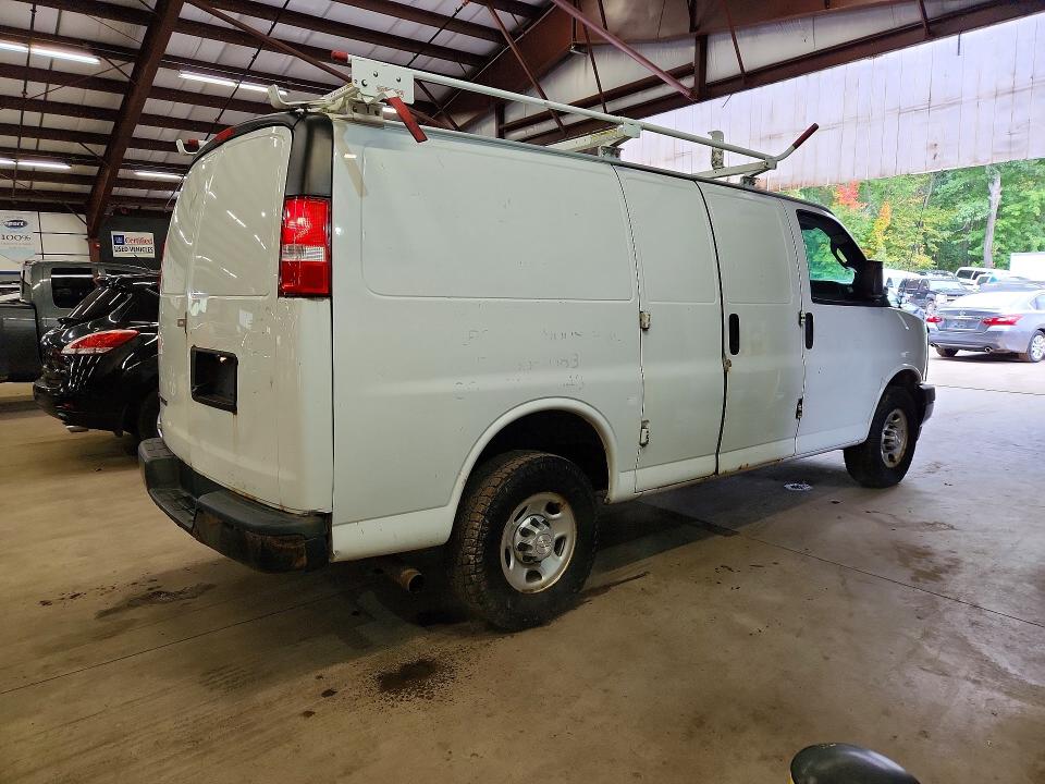 2017 Chevrolet Express G2500 მანქანა იყიდება აუქციონზე, vin: 1GCWGAFF3H1337078, აუქციონის ნომერი: 70883116