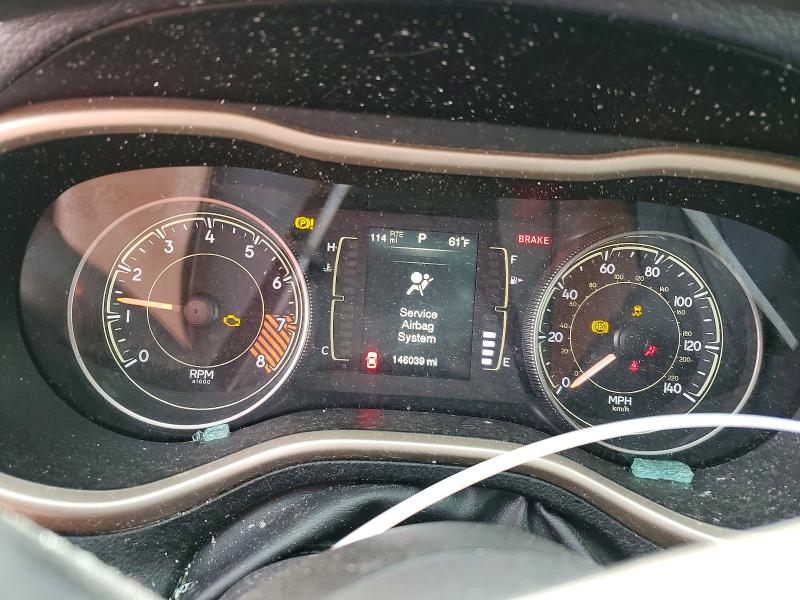 70256706 :رقم المزاد ، 1C4PJMCS3EW272756 vin ، 2014 Jeep Cherokee مزاد بيع