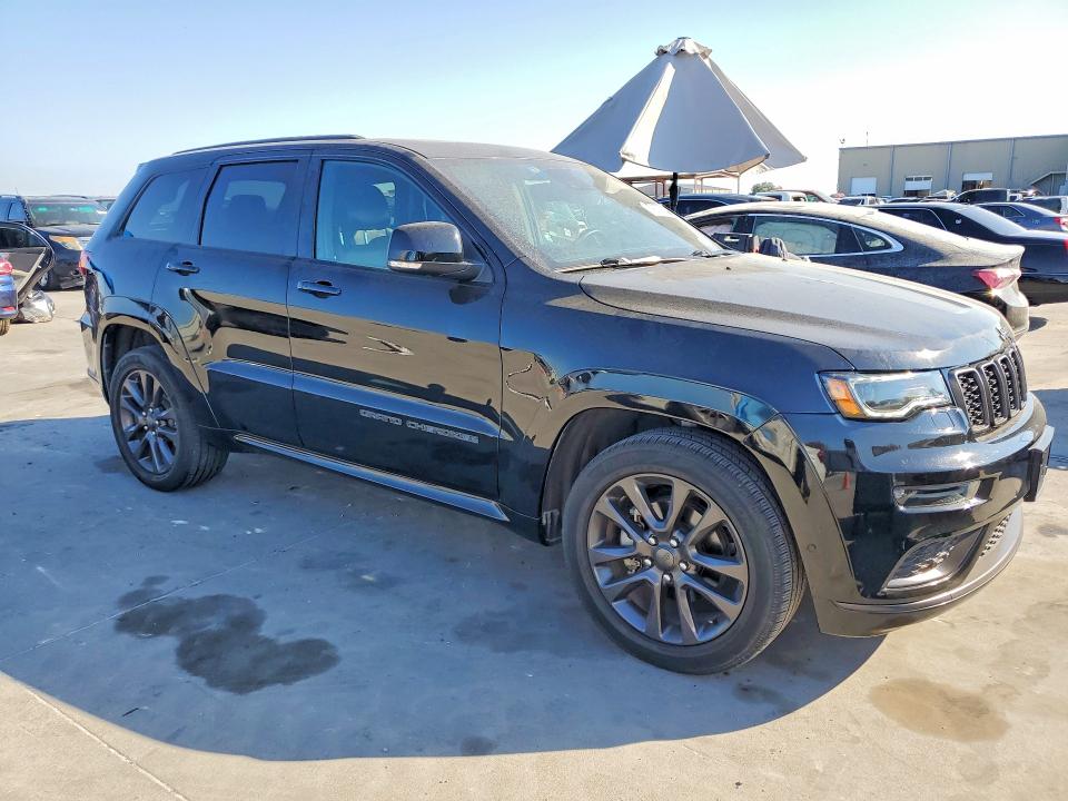 67988806 :رقم المزاد ، 1C4RJECG7JC327277 vin ، 2018 Jeep Grand Cherokee مزاد بيع
