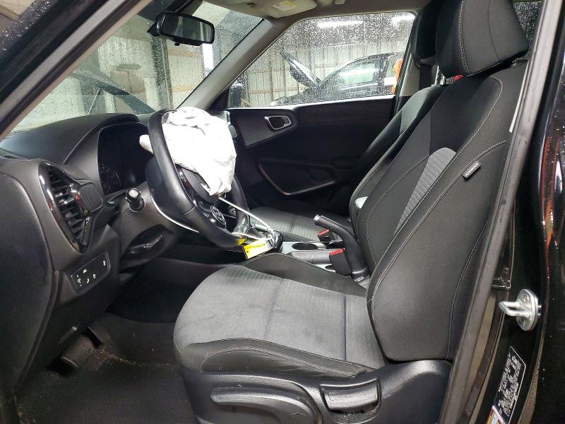 69872476 :رقم المزاد ، KNDJ63AU2N7805180 vin ، 2022 Kia Soul مزاد بيع