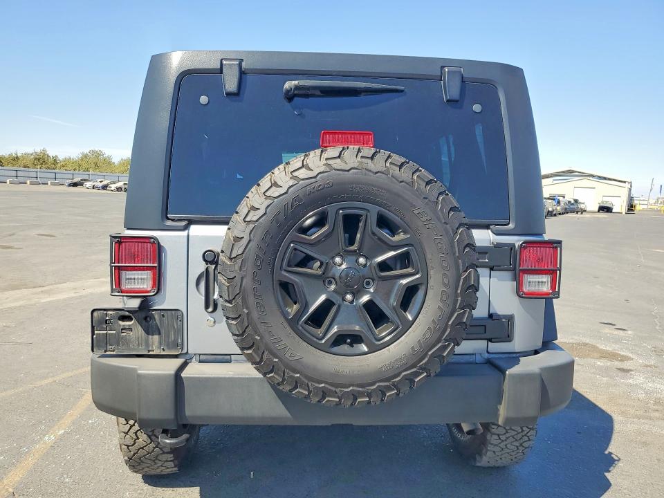 70280836 :رقم المزاد ، 1C4BJWDG6EL119967 vin ، 2014 Jeep Wrangler Unlimited مزاد بيع