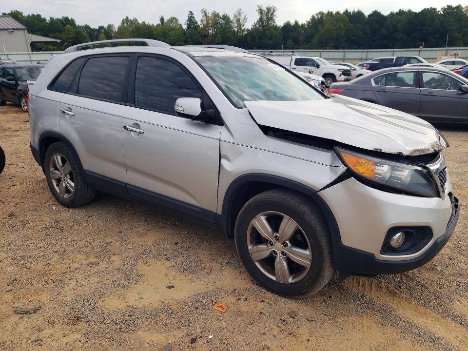68655886 :رقم المزاد ، 5XYKU4A24DG339638 vin ، 2013 Kia Sorento مزاد بيع