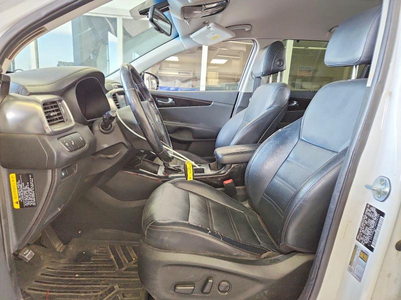 2017 Kia Sorento მანქანა იყიდება აუქციონზე, vin: 5XYPHDA51HG238390, აუქციონის ნომერი: 69746226