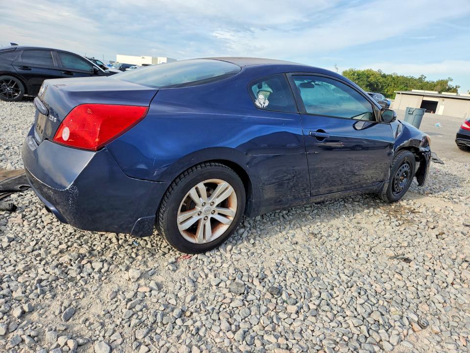 2013 Nissan Altima მანქანა იყიდება აუქციონზე, vin: 1N4AL2EP6DC158673, აუქციონის ნომერი: 71083216
