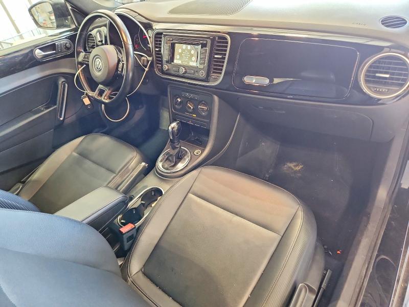 2013 Volkswagen Beetle მანქანა იყიდება აუქციონზე, vin: 3VW5P7AT6DM811885, აუქციონის ნომერი: 66926786