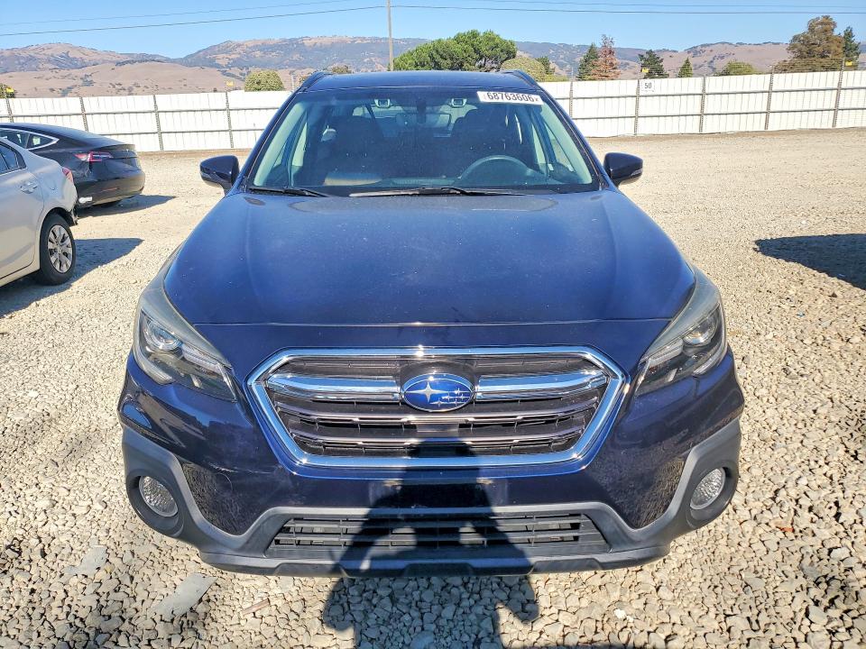 Продажа на аукционе авто 2018 Subaru Outback, vin: 4S4BSATC7J3221556, номер лота: 68763606