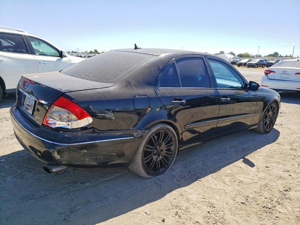 2007 Mercedes-benz E მანქანა იყიდება აუქციონზე, vin: WDBUF56X07B063761, აუქციონის ნომერი: 68031696