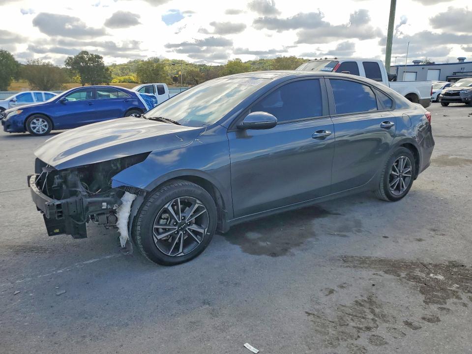 Продажа на аукционе авто 2023 Kia Forte, vin: 3KPF24AD2PE542151, номер лота: 69954186
