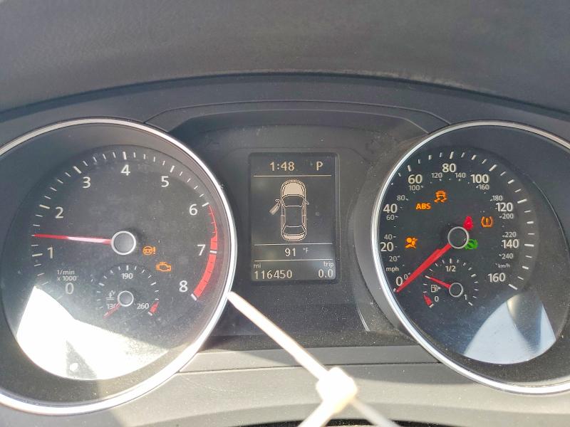 69062636 :رقم المزاد ، 3VWDB7AJ3HM272463 vin ، 2017 Volkswagen Jetta مزاد بيع