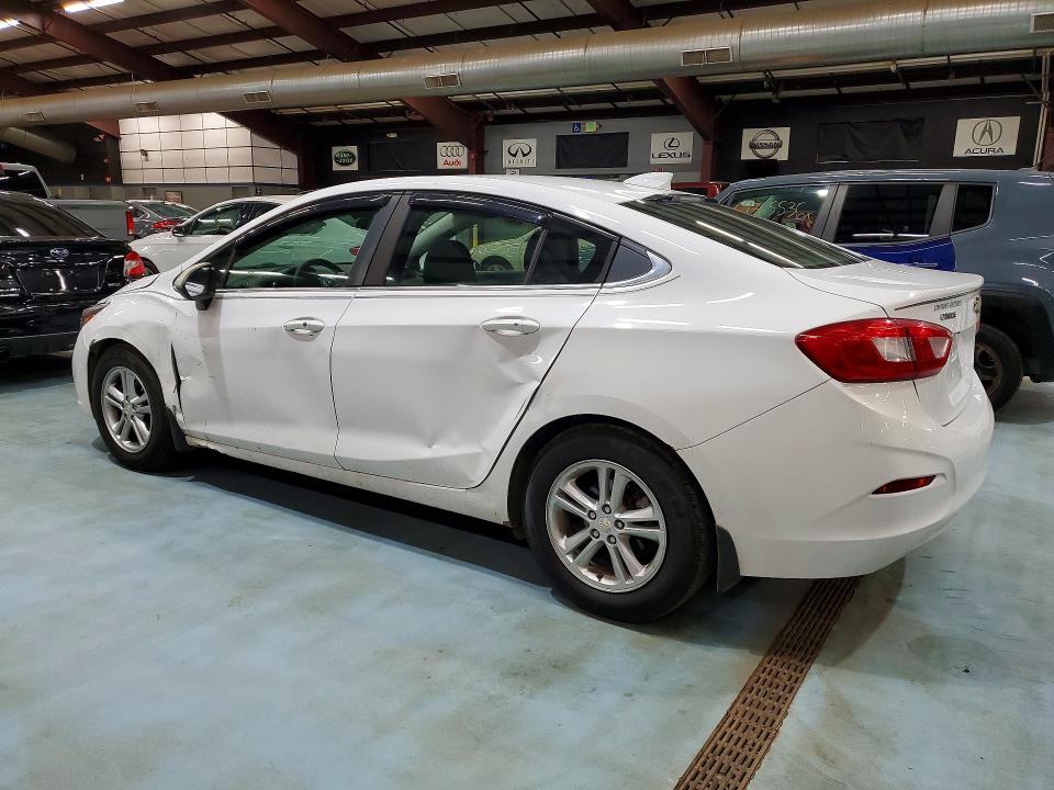 Auction sale of the 2018 Chevrolet Cruze, vin: 1G1BE5SM5J7176082, lot number: 69358626