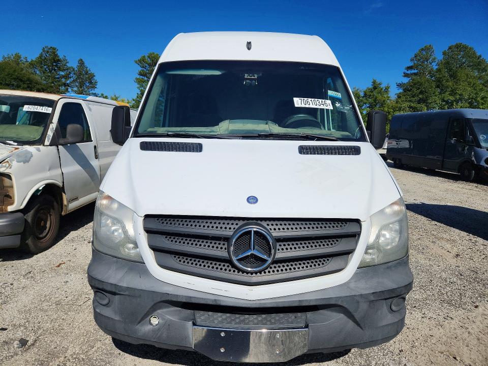 70610346 :رقم المزاد ، WD3PE7DC1E5888338 vin ، 2014 Mercedes-benz Sprinter مزاد بيع