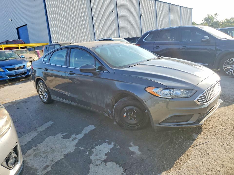 Продажа на аукционе авто 2017 Ford Fusion, vin: 3FA6P0H75HR176390, номер лота: 68128546