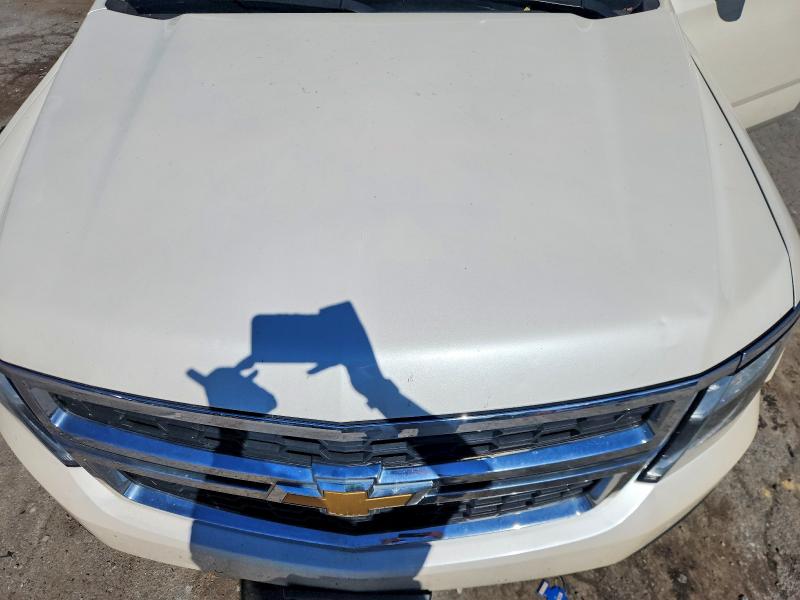 Продаж на аукціоні авто 2015 Chevrolet Suburban, vin: 1GNSKJKC1FR608993, номер лоту: 70316456