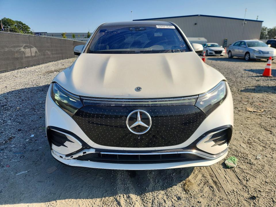 69681646 :رقم المزاد ، 4JGDM4EB5PA019554 vin ، 2023 Mercedes-benz Eqs Suv مزاد بيع