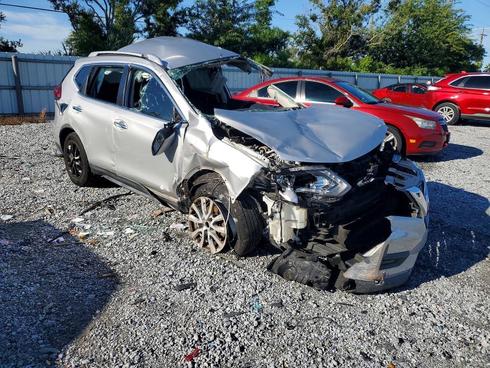 Продаж на аукціоні авто 2020 Nissan Rogue, vin: KNMAT2MV6LP534211, номер лоту: 68182576