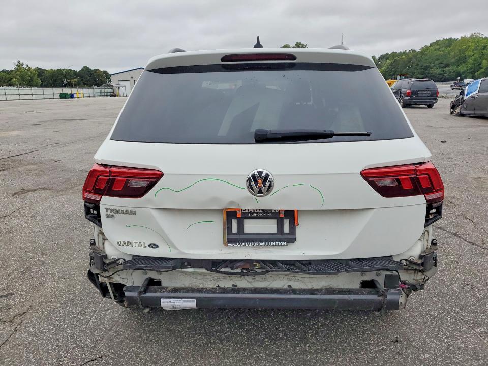69950376 :رقم المزاد ، 3VV3B7AXXLM130012 vin ، 2020 Volkswagen Tiguan مزاد بيع