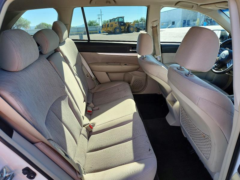2013 Subaru Outback მანქანა იყიდება აუქციონზე, vin: 4S4BRBGC0D3304746, აუქციონის ნომერი: 69364126